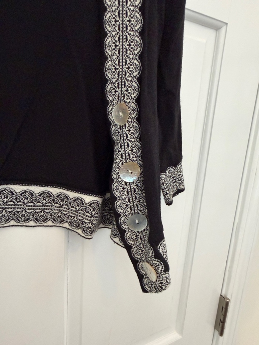 Bettie Page Black Cropped Cardigan with White Scalloped Trim - Picture 5 of 6